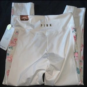 NEW VSPINK FLEECE WINTER WHITE&ROSE LEGGINGS 7/8.BEST BUTT LOOK, AS ADVERTISED❣️